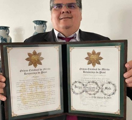 Sergio Motta é agraciado com a Medalha do Mérito Renascença